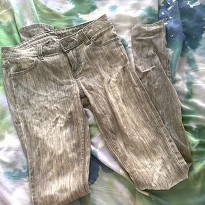 0L Jennifer Lopez silver wash denim skinny pants